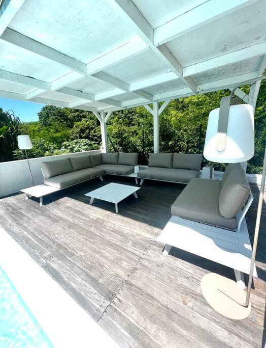 Spacieuse Villa Corossol Avec Piscine Et Jeux Exterieurs Ле-Гозьє Екстер'єр фото