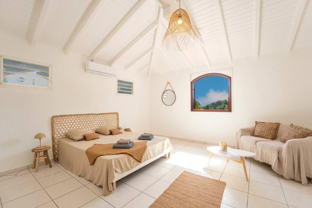 Spacieuse Villa Corossol Avec Piscine Et Jeux Exterieurs Ле-Гозьє Екстер'єр фото