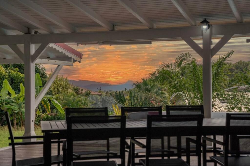 Spacieuse Villa Corossol Avec Piscine Et Jeux Exterieurs Ле-Гозьє Екстер'єр фото